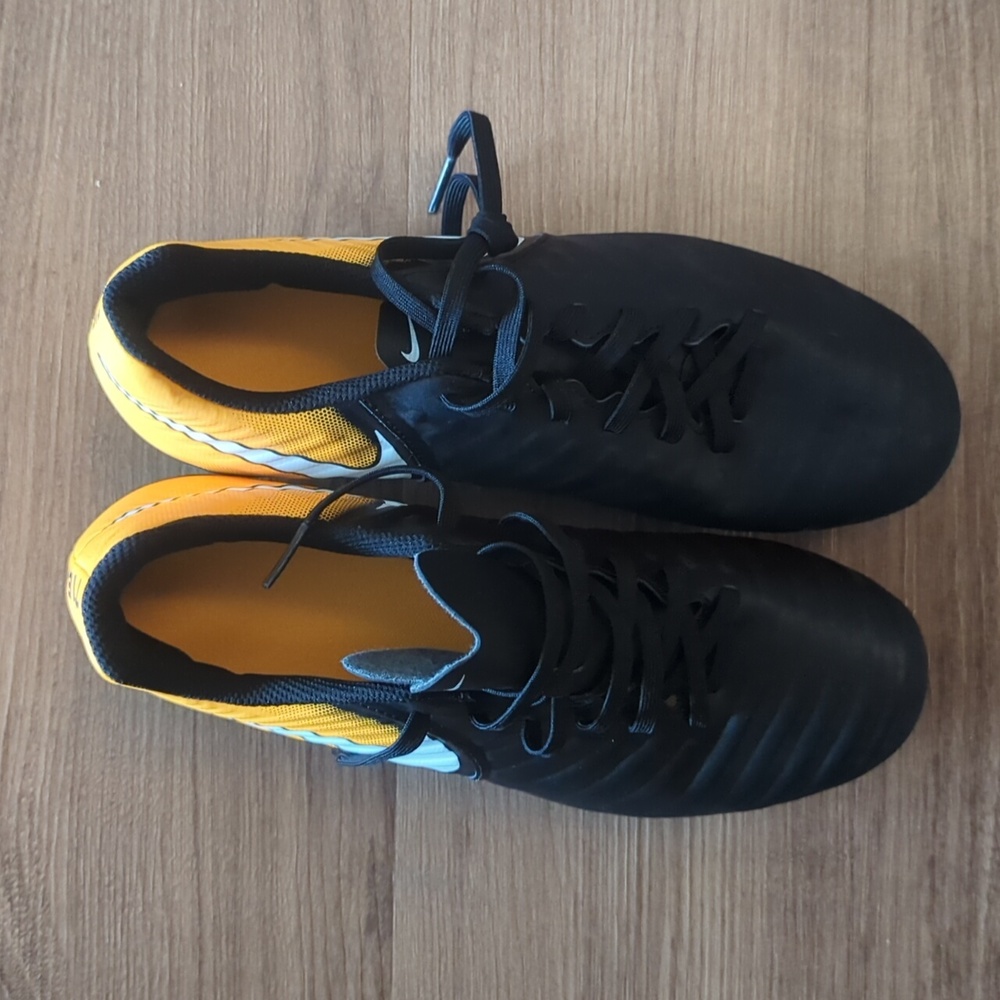 Men's Nike tiempo cleats black and orange